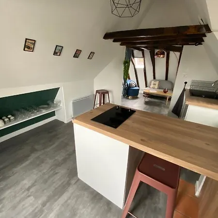 Cosy Centre Historique Apartment